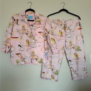 Nick and Nora pajamas set